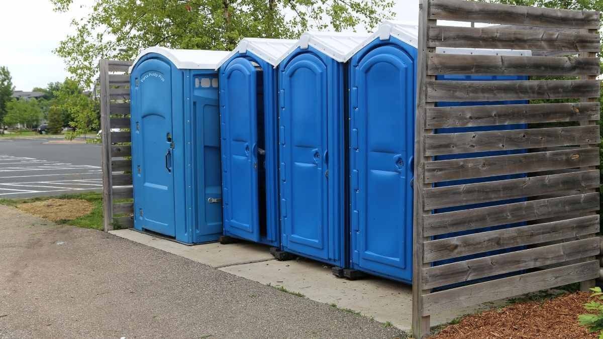 Porta Potty Rental Pros - Top Porta Potty Rentals in Hiawatha, IA, 52233